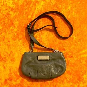 Marc jacobs cross body bag